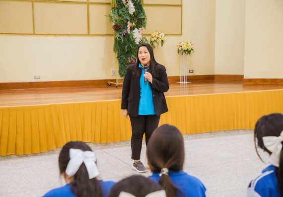 ภาพกิจกรรม    คณะวิทยาศาสตร์และเทคโนโลยี มหาวิทยาลัยราชภัฏกำแพงเพชร ร่วมกับโรงเรียนผดุงปัญญา จัดค่ายวิทยาศาสตร์  และค่ายเทคนิคปลอดเชื้อ