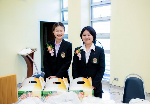 ภาพกิจกรรม  คณะวิทยาศาสตร์และเทคโนโลยี มหาวิทยาลัยราชภัฏกำแพงเพชร ร่วมกับ มูลนิธิถันยรักษ์ในพระราชนูปถัมภ์สมเด็จพระศรีนครินทราบรมราชชนนี (สมเด็จย่า) จัดกิจกรรมสัมมนาวิชาการ เนื่องในวันมะเร็งเต้านมสากล