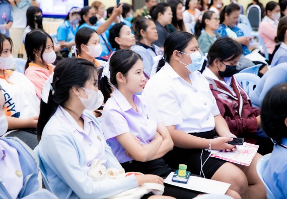 ภาพกิจกรรม  คณะวิทยาศาสตร์และเทคโนโลยี มหาวิทยาลัยราชภัฏกำแพงเพชร ร่วมกับ มูลนิธิถันยรักษ์ในพระราชนูปถัมภ์สมเด็จพระศรีนครินทราบรมราชชนนี (สมเด็จย่า) จัดกิจกรรมสัมมนาวิชาการ เนื่องในวันมะเร็งเต้านมสากล