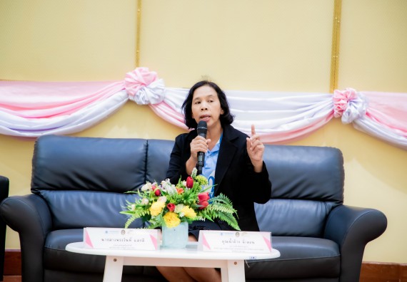 ภาพกิจกรรม  คณะวิทยาศาสตร์และเทคโนโลยี มหาวิทยาลัยราชภัฏกำแพงเพชร ร่วมกับ มูลนิธิถันยรักษ์ในพระราชนูปถัมภ์สมเด็จพระศรีนครินทราบรมราชชนนี (สมเด็จย่า) จัดกิจกรรมสัมมนาวิชาการ เนื่องในวันมะเร็งเต้านมสากล