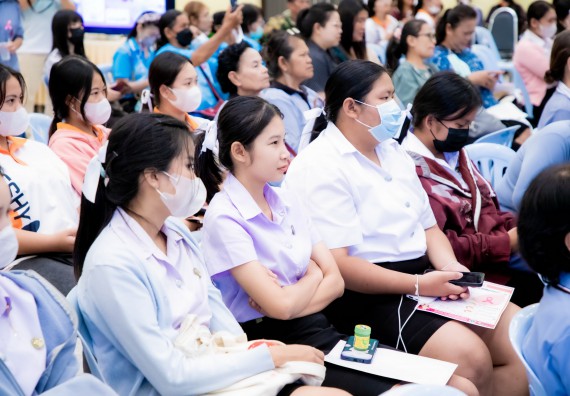 ภาพกิจกรรม  คณะวิทยาศาสตร์และเทคโนโลยี มหาวิทยาลัยราชภัฏกำแพงเพชร ร่วมกับ มูลนิธิถันยรักษ์ในพระราชนูปถัมภ์สมเด็จพระศรีนครินทราบรมราชชนนี (สมเด็จย่า) จัดกิจกรรมสัมมนาวิชาการ เนื่องในวันมะเร็งเต้านมสากล