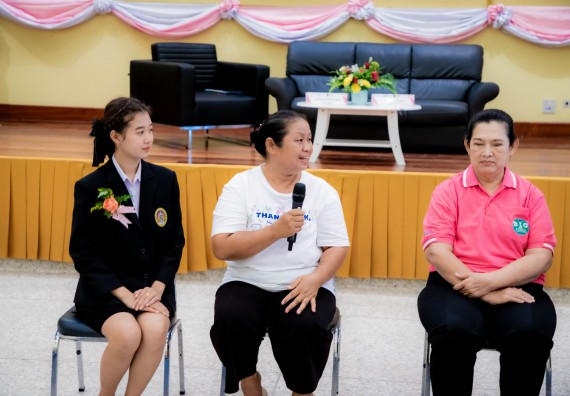 ภาพกิจกรรม  คณะวิทยาศาสตร์และเทคโนโลยี มหาวิทยาลัยราชภัฏกำแพงเพชร ร่วมกับ มูลนิธิถันยรักษ์ในพระราชนูปถัมภ์สมเด็จพระศรีนครินทราบรมราชชนนี (สมเด็จย่า) จัดกิจกรรมสัมมนาวิชาการ เนื่องในวันมะเร็งเต้านมสากล