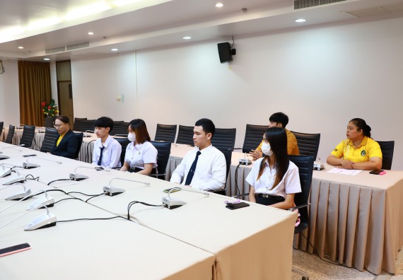 ภาพกิจกรรม  หลักสูตรนวัตกรรมและธุรกิจอาหาร คณะวิทยาศาสตร์และเทคโนโลยีมอบทุนการศึกษาแรกเข้าแก่นักศึกษาของหลักสูตร