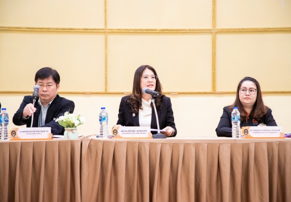 ภาพกิจกรรม  สำนักส่งเสริมวิชาการและงานทะเบียน มหาวิทยาลัยราชภัฏกำแพงเพชร จัดการประชุมเชิงปฏิบัติการ วางแผนและปฏิบัติการแนะแนวการศึกษาต่อในระดับอุดมศึกษา