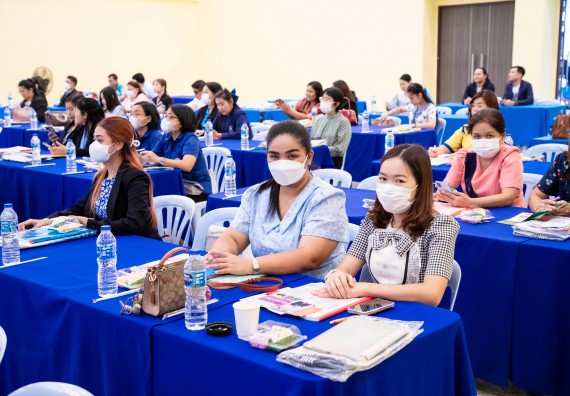 ภาพกิจกรรม  สำนักส่งเสริมวิชาการและงานทะเบียน มหาวิทยาลัยราชภัฏกำแพงเพชร จัดการประชุมเชิงปฏิบัติการ วางแผนและปฏิบัติการแนะแนวการศึกษาต่อในระดับอุดมศึกษา