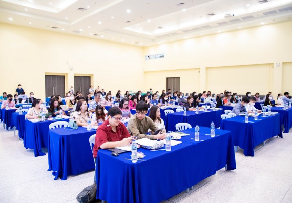 ภาพกิจกรรม  สำนักส่งเสริมวิชาการและงานทะเบียน มหาวิทยาลัยราชภัฏกำแพงเพชร จัดการประชุมเชิงปฏิบัติการ วางแผนและปฏิบัติการแนะแนวการศึกษาต่อในระดับอุดมศึกษา