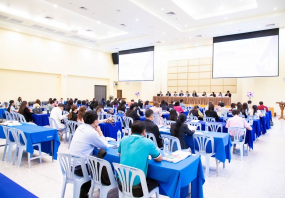 ภาพกิจกรรม  สำนักส่งเสริมวิชาการและงานทะเบียน มหาวิทยาลัยราชภัฏกำแพงเพชร จัดการประชุมเชิงปฏิบัติการ วางแผนและปฏิบัติการแนะแนวการศึกษาต่อในระดับอุดมศึกษา