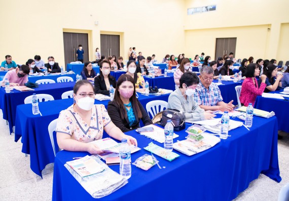 ภาพกิจกรรม  สำนักส่งเสริมวิชาการและงานทะเบียน มหาวิทยาลัยราชภัฏกำแพงเพชร จัดการประชุมเชิงปฏิบัติการ วางแผนและปฏิบัติการแนะแนวการศึกษาต่อในระดับอุดมศึกษา