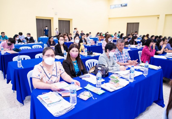 ภาพกิจกรรม  สำนักส่งเสริมวิชาการและงานทะเบียน มหาวิทยาลัยราชภัฏกำแพงเพชร จัดการประชุมเชิงปฏิบัติการ วางแผนและปฏิบัติการแนะแนวการศึกษาต่อในระดับอุดมศึกษา