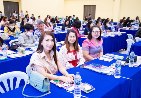 ภาพกิจกรรม  สำนักส่งเสริมวิชาการและงานทะเบียน มหาวิทยาลัยราชภัฏกำแพงเพชร จัดการประชุมเชิงปฏิบัติการ วางแผนและปฏิบัติการแนะแนวการศึกษาต่อในระดับอุดมศึกษา