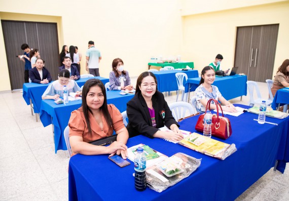 ภาพกิจกรรม  สำนักส่งเสริมวิชาการและงานทะเบียน มหาวิทยาลัยราชภัฏกำแพงเพชร จัดการประชุมเชิงปฏิบัติการ วางแผนและปฏิบัติการแนะแนวการศึกษาต่อในระดับอุดมศึกษา