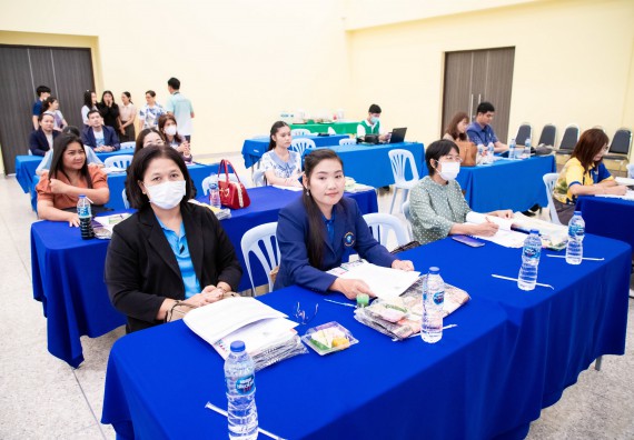 ภาพกิจกรรม  สำนักส่งเสริมวิชาการและงานทะเบียน มหาวิทยาลัยราชภัฏกำแพงเพชร จัดการประชุมเชิงปฏิบัติการ วางแผนและปฏิบัติการแนะแนวการศึกษาต่อในระดับอุดมศึกษา