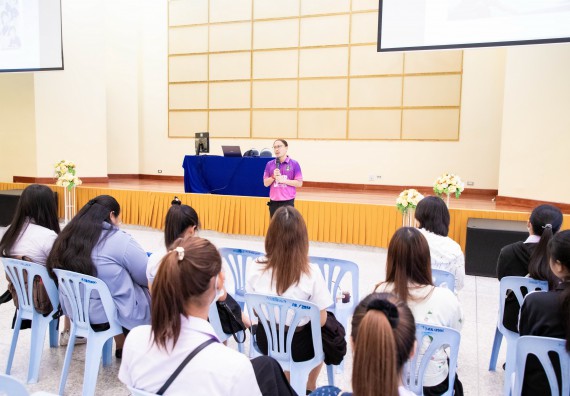 ภาพกิจกรรม  โครงการพัฒนานักศึกษา คณะวิทยาศาสตร์และเทคโนโลยี กิจกรรมเตรียมความพร้อมเพื่อออกสู่งาน