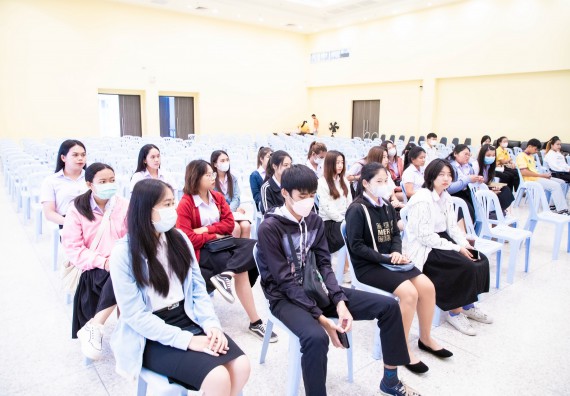 ภาพกิจกรรม  โครงการพัฒนานักศึกษา คณะวิทยาศาสตร์และเทคโนโลยี กิจกรรมเตรียมความพร้อมเพื่อออกสู่งาน