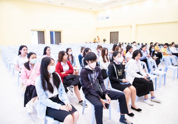 ภาพกิจกรรม  โครงการพัฒนานักศึกษา คณะวิทยาศาสตร์และเทคโนโลยี กิจกรรมเตรียมความพร้อมเพื่อออกสู่งาน