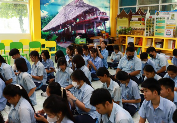 คณะวิทยาศาสตร์และเทคโนโลยี จัดค่ายวิทยาศาสตร์สัญจร ปีการศึกษา 2566 โรงเรียนมัธยมพัชรกิติยาภา 2 กำแพงเพชร