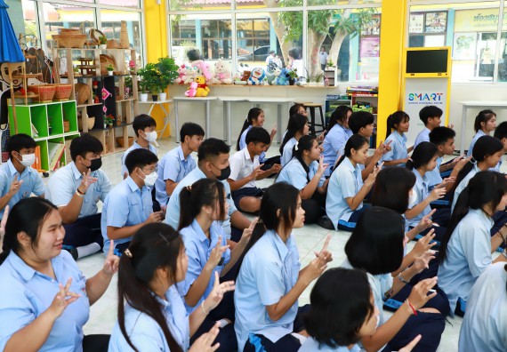 คณะวิทยาศาสตร์และเทคโนโลยี จัดค่ายวิทยาศาสตร์สัญจร ปีการศึกษา 2566 โรงเรียนมัธยมพัชรกิติยาภา 2 กำแพงเพชร