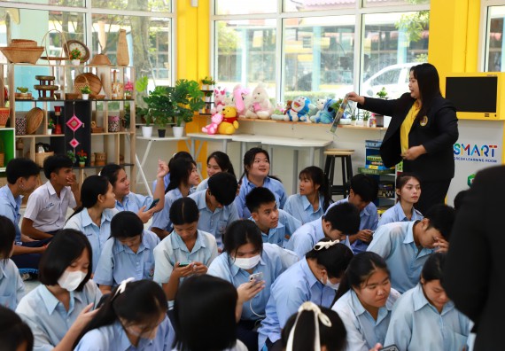 คณะวิทยาศาสตร์และเทคโนโลยี จัดค่ายวิทยาศาสตร์สัญจร ปีการศึกษา 2566 โรงเรียนมัธยมพัชรกิติยาภา 2 กำแพงเพชร