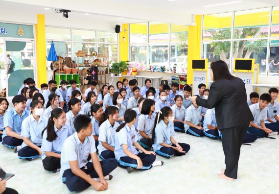 คณะวิทยาศาสตร์และเทคโนโลยี จัดค่ายวิทยาศาสตร์สัญจร ปีการศึกษา 2566 โรงเรียนมัธยมพัชรกิติยาภา 2 กำแพงเพชร