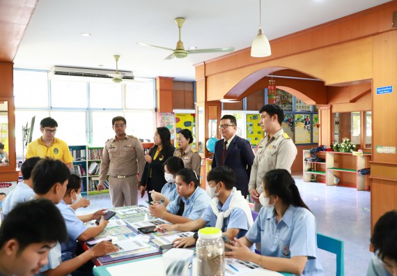 คณะวิทยาศาสตร์และเทคโนโลยี จัดค่ายวิทยาศาสตร์สัญจร ปีการศึกษา 2566 โรงเรียนมัธยมพัชรกิติยาภา 2 กำแพงเพชร