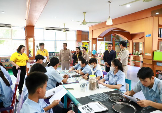 คณะวิทยาศาสตร์และเทคโนโลยี จัดค่ายวิทยาศาสตร์สัญจร ปีการศึกษา 2566 โรงเรียนมัธยมพัชรกิติยาภา 2 กำแพงเพชร