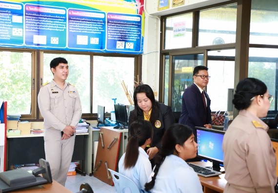 คณะวิทยาศาสตร์และเทคโนโลยี จัดค่ายวิทยาศาสตร์สัญจร ปีการศึกษา 2566 โรงเรียนมัธยมพัชรกิติยาภา 2 กำแพงเพชร