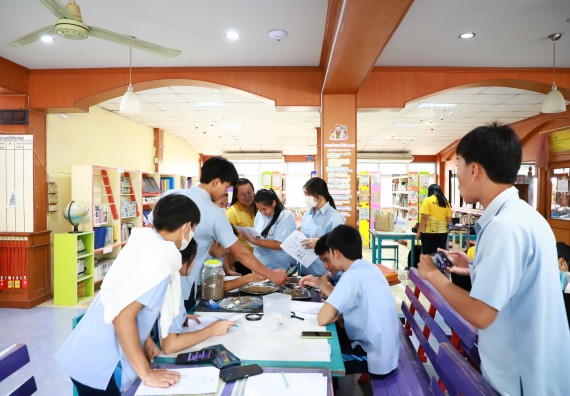 คณะวิทยาศาสตร์และเทคโนโลยี จัดค่ายวิทยาศาสตร์สัญจร ปีการศึกษา 2566 โรงเรียนมัธยมพัชรกิติยาภา 2 กำแพงเพชร