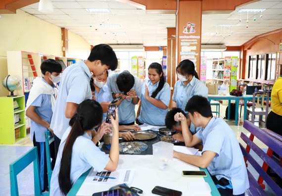 คณะวิทยาศาสตร์และเทคโนโลยี จัดค่ายวิทยาศาสตร์สัญจร ปีการศึกษา 2566 โรงเรียนมัธยมพัชรกิติยาภา 2 กำแพงเพชร