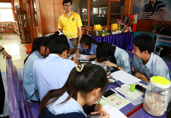 คณะวิทยาศาสตร์และเทคโนโลยี จัดค่ายวิทยาศาสตร์สัญจร ปีการศึกษา 2566 โรงเรียนมัธยมพัชรกิติยาภา 2 กำแพงเพชร