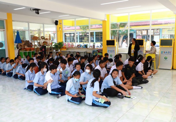 คณะวิทยาศาสตร์และเทคโนโลยี จัดค่ายวิทยาศาสตร์สัญจร ปีการศึกษา 2566 โรงเรียนมัธยมพัชรกิติยาภา 2 กำแพงเพชร