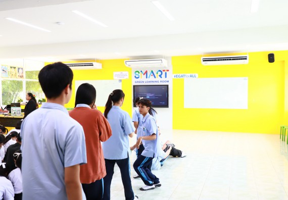 คณะวิทยาศาสตร์และเทคโนโลยี จัดค่ายวิทยาศาสตร์สัญจร ปีการศึกษา 2566 โรงเรียนมัธยมพัชรกิติยาภา 2 กำแพงเพชร