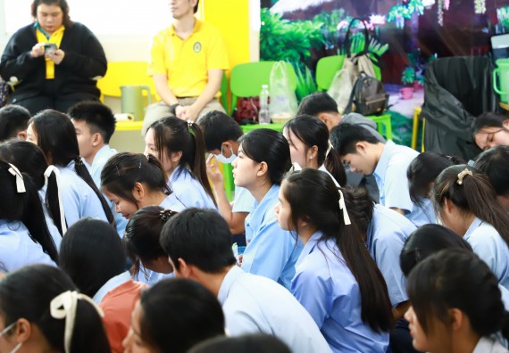 คณะวิทยาศาสตร์และเทคโนโลยี จัดค่ายวิทยาศาสตร์สัญจร ปีการศึกษา 2566 โรงเรียนมัธยมพัชรกิติยาภา 2 กำแพงเพชร