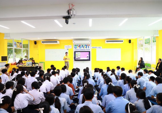 คณะวิทยาศาสตร์และเทคโนโลยี จัดค่ายวิทยาศาสตร์สัญจร ปีการศึกษา 2566 โรงเรียนมัธยมพัชรกิติยาภา 2 กำแพงเพชร