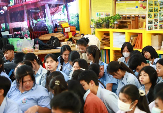 คณะวิทยาศาสตร์และเทคโนโลยี จัดค่ายวิทยาศาสตร์สัญจร ปีการศึกษา 2566 โรงเรียนมัธยมพัชรกิติยาภา 2 กำแพงเพชร