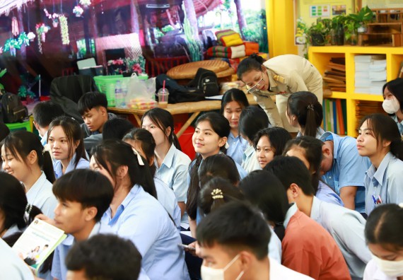 คณะวิทยาศาสตร์และเทคโนโลยี จัดค่ายวิทยาศาสตร์สัญจร ปีการศึกษา 2566 โรงเรียนมัธยมพัชรกิติยาภา 2 กำแพงเพชร