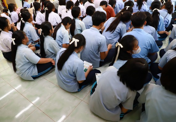 คณะวิทยาศาสตร์และเทคโนโลยี จัดค่ายวิทยาศาสตร์สัญจร ปีการศึกษา 2566 โรงเรียนมัธยมพัชรกิติยาภา 2 กำแพงเพชร