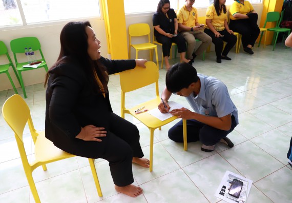 คณะวิทยาศาสตร์และเทคโนโลยี จัดค่ายวิทยาศาสตร์สัญจร ปีการศึกษา 2566 โรงเรียนมัธยมพัชรกิติยาภา 2 กำแพงเพชร