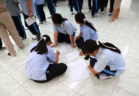 คณะวิทยาศาสตร์และเทคโนโลยี จัดค่ายวิทยาศาสตร์สัญจร ปีการศึกษา 2566 โรงเรียนมัธยมพัชรกิติยาภา 2 กำแพงเพชร