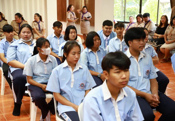 ภาพกิจกรรม   คณะวิทยาศาสตร์และเทคโนโลยี จัดค่ายวิทยาศาสตร์สัญจร ปีการศึกษา 2566  โรงเรียนวังไทรวิทยาคม