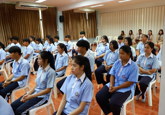 ภาพกิจกรรม   คณะวิทยาศาสตร์และเทคโนโลยี จัดค่ายวิทยาศาสตร์สัญจร ปีการศึกษา 2566  โรงเรียนวังไทรวิทยาคม