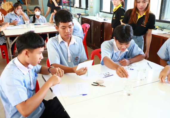 ภาพกิจกรรม   คณะวิทยาศาสตร์และเทคโนโลยี จัดค่ายวิทยาศาสตร์สัญจร ปีการศึกษา 2566  โรงเรียนวังไทรวิทยาคม