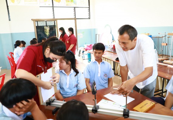 ภาพกิจกรรม   คณะวิทยาศาสตร์และเทคโนโลยี จัดค่ายวิทยาศาสตร์สัญจร ปีการศึกษา 2566  โรงเรียนวังไทรวิทยาคม