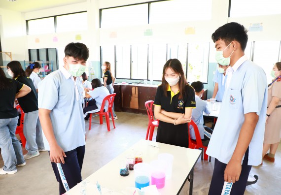 ภาพกิจกรรม   คณะวิทยาศาสตร์และเทคโนโลยี จัดค่ายวิทยาศาสตร์สัญจร ปีการศึกษา 2566  โรงเรียนวังไทรวิทยาคม