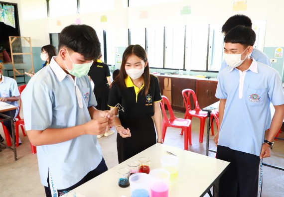 ภาพกิจกรรม   คณะวิทยาศาสตร์และเทคโนโลยี จัดค่ายวิทยาศาสตร์สัญจร ปีการศึกษา 2566  โรงเรียนวังไทรวิทยาคม