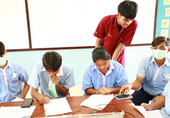 ภาพกิจกรรม   คณะวิทยาศาสตร์และเทคโนโลยี จัดค่ายวิทยาศาสตร์สัญจร ปีการศึกษา 2566  โรงเรียนวังไทรวิทยาคม