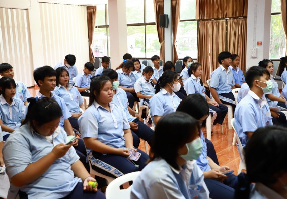 ภาพกิจกรรม   คณะวิทยาศาสตร์และเทคโนโลยี จัดค่ายวิทยาศาสตร์สัญจร ปีการศึกษา 2566  โรงเรียนวังไทรวิทยาคม