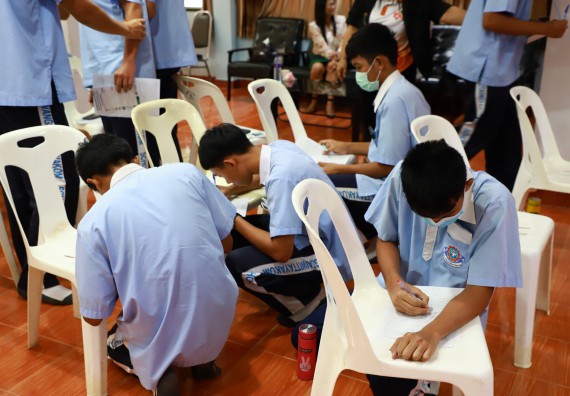 ภาพกิจกรรม   คณะวิทยาศาสตร์และเทคโนโลยี จัดค่ายวิทยาศาสตร์สัญจร ปีการศึกษา 2566  โรงเรียนวังไทรวิทยาคม