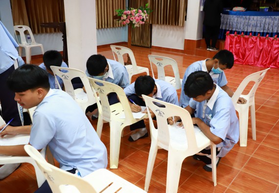 ภาพกิจกรรม   คณะวิทยาศาสตร์และเทคโนโลยี จัดค่ายวิทยาศาสตร์สัญจร ปีการศึกษา 2566  โรงเรียนวังไทรวิทยาคม