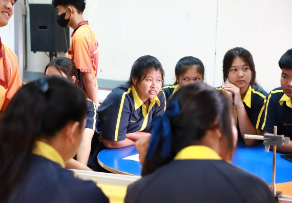 คณะวิทยาศาสตร์และเทคโนโลยี จัดค่ายวิทยาศาสตร์สัญจร ปีการศึกษา 2566  โรงเรียนเรืองวิทย์พิทยาคม