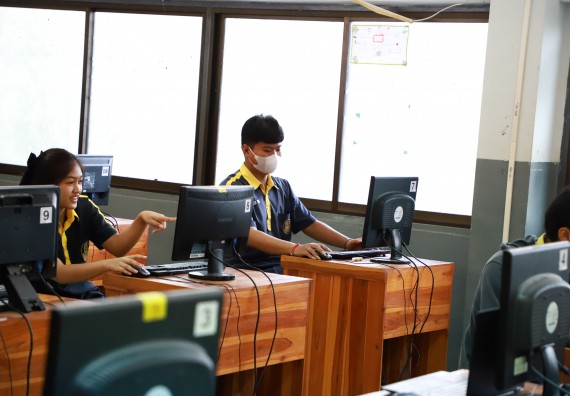 คณะวิทยาศาสตร์และเทคโนโลยี จัดค่ายวิทยาศาสตร์สัญจร ปีการศึกษา 2566  โรงเรียนเรืองวิทย์พิทยาคม